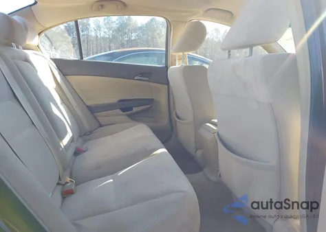 2009 Honda Accord 2.4 Lx from USA, damaged, VIN 1HGCP263X9A161762